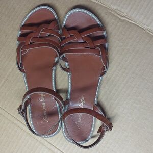 American Eagle sandals